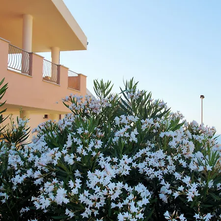 Sa Fiorida Vacanze Отель